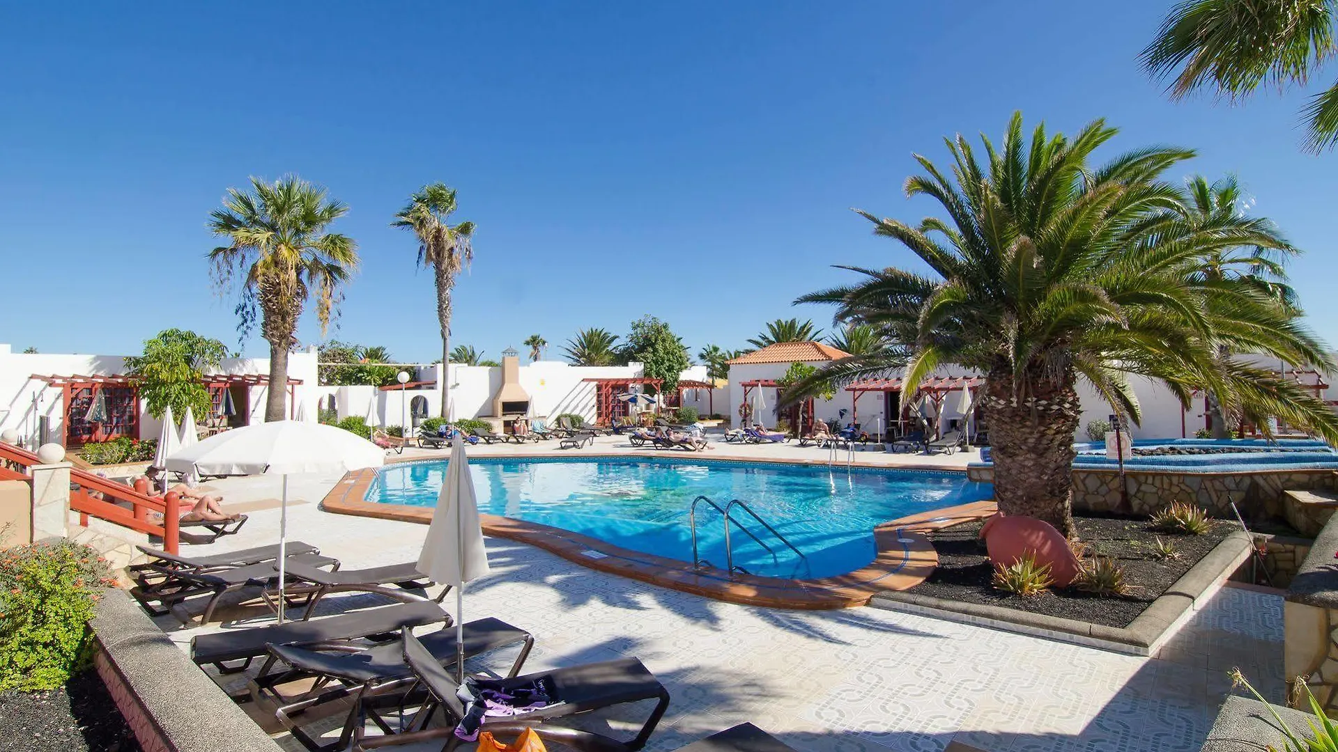 Bungalows Castillo Club Lake Калета-де-Фусте Отель